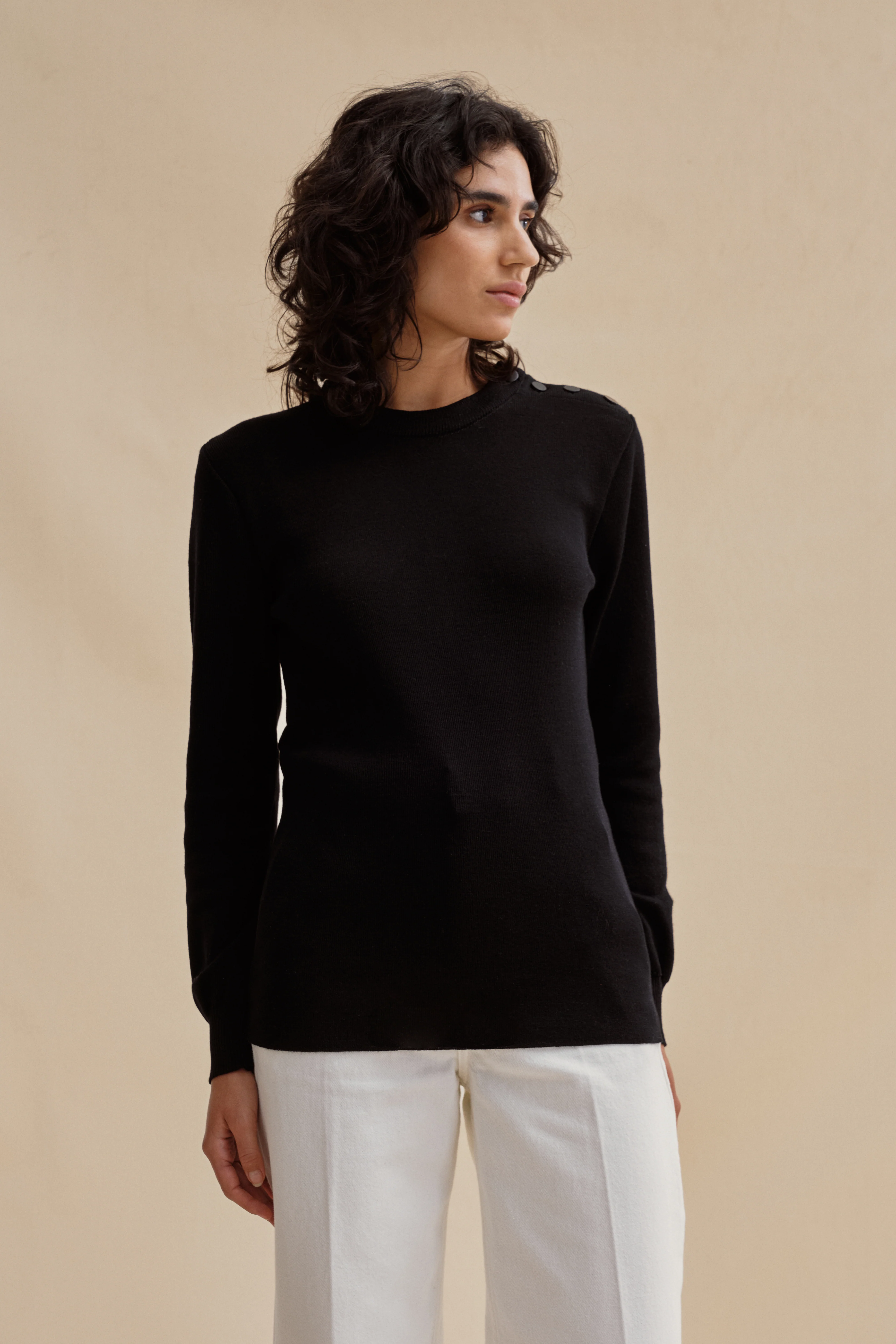 Pull marin en laine mérinos noir pour femme